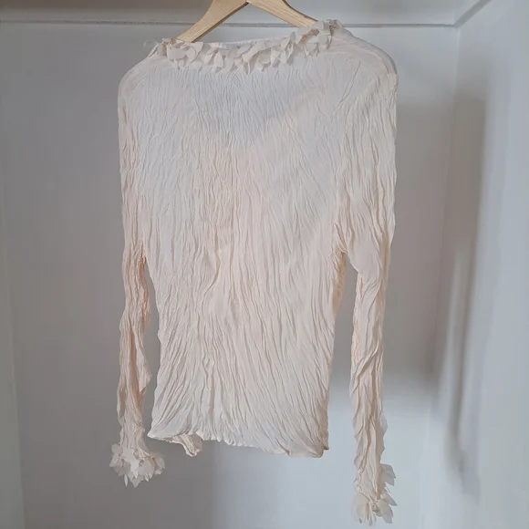 Miss Tee | Peach pink petal details button up women's blouse - Picture 8 of 12